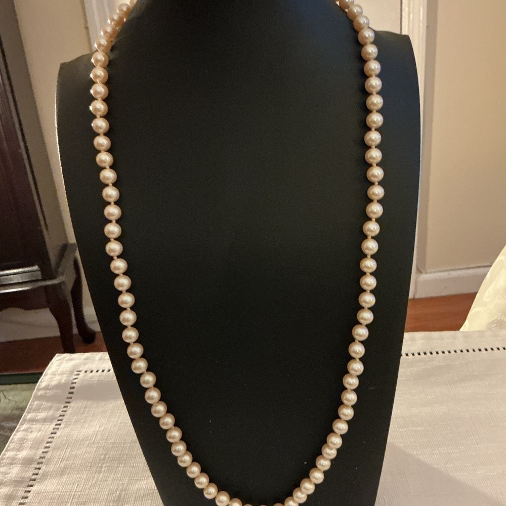 Single Strand Faux Necklace